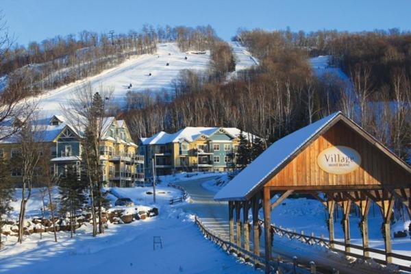 Mont-Blanc Ski Inout Condo W Pool Beach Access Saint-Faustin Εξωτερικό φωτογραφία